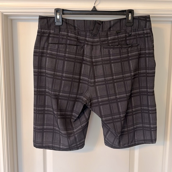 Oakley Men’s Performance Shorts - Picture 4 of 13